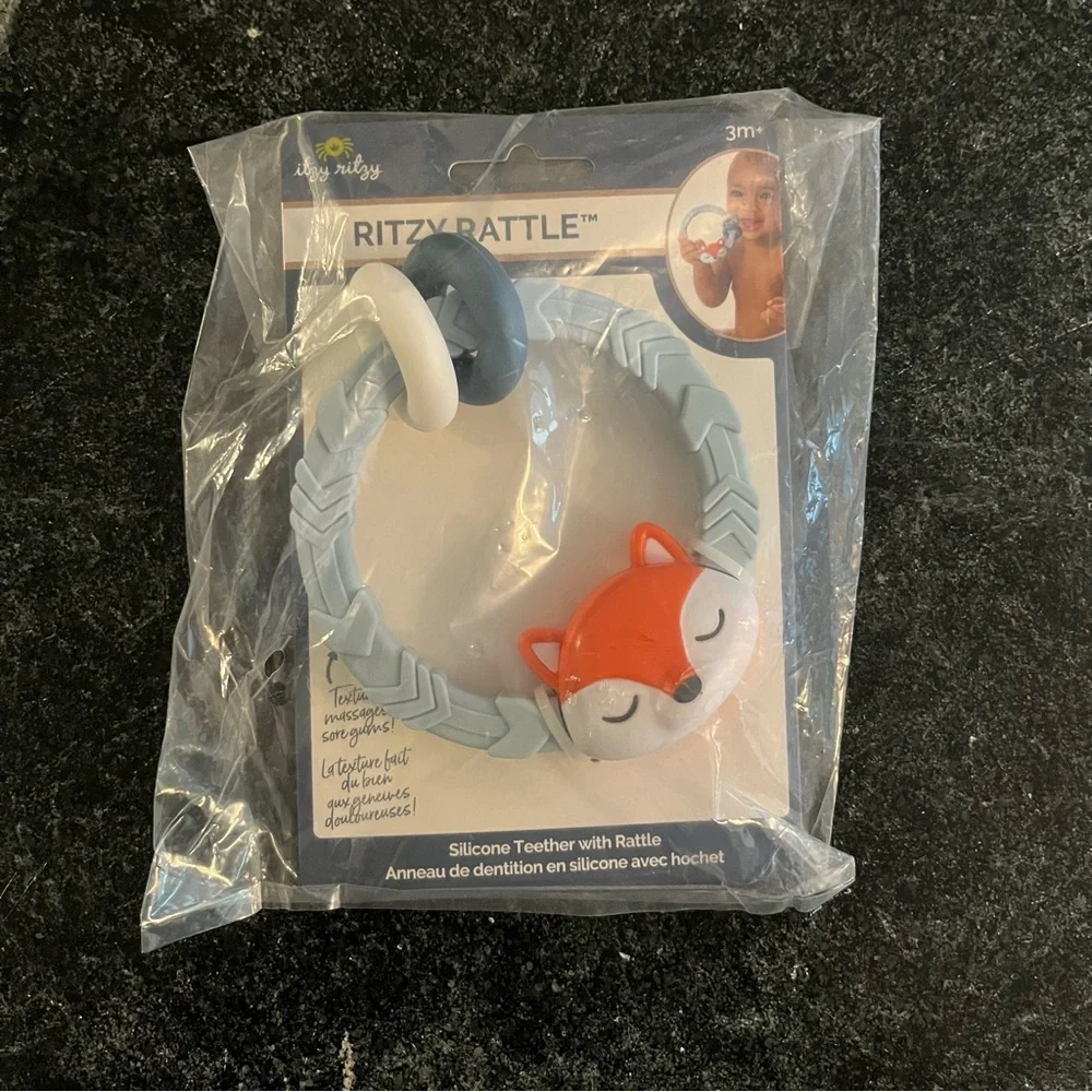 Itzy Ritzy Fox Ritzy Rattle With Teething Rings - Picture 2 of 3
